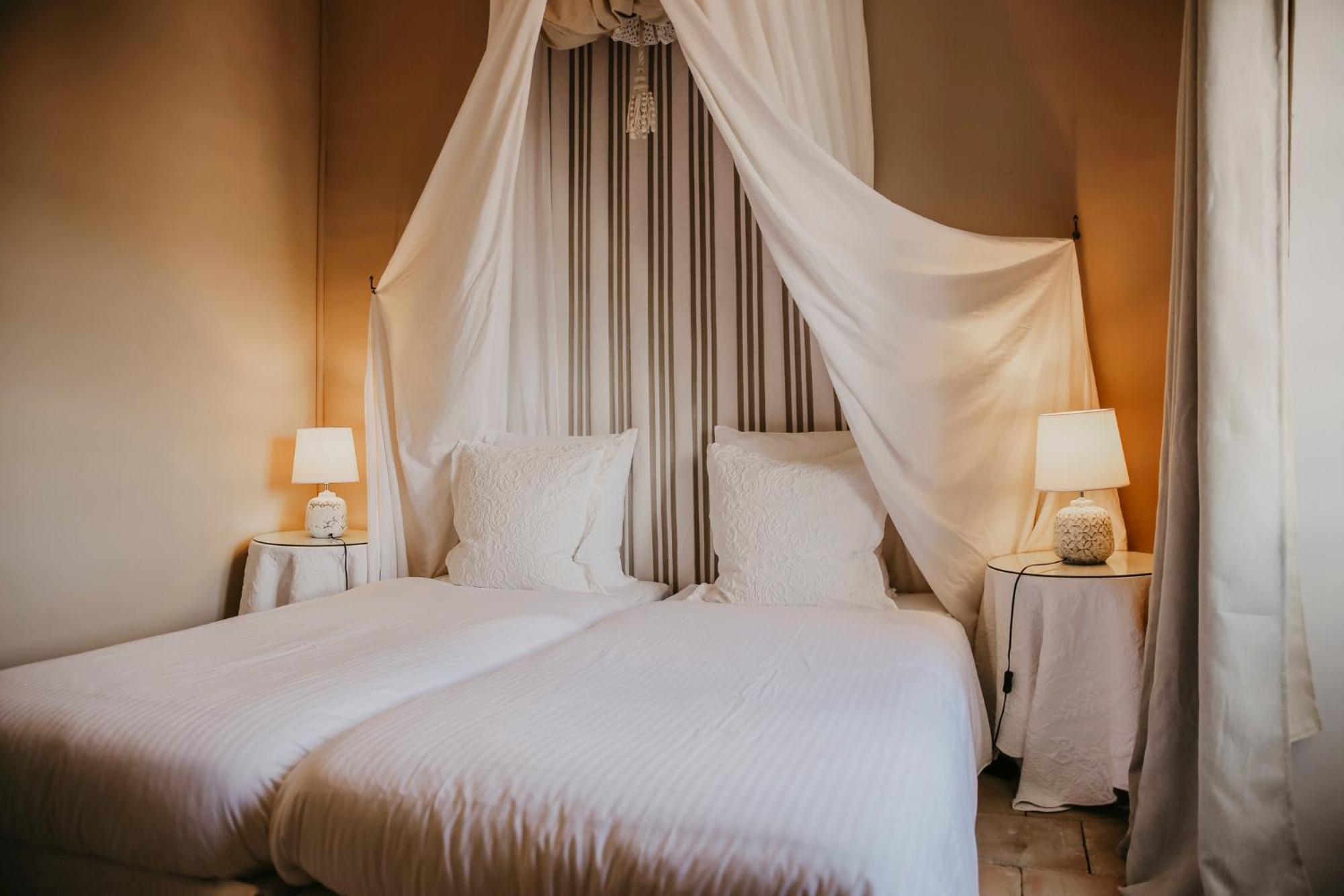 Domaine De La Monestarie - Teritoria Hotel Bernac  Room photo